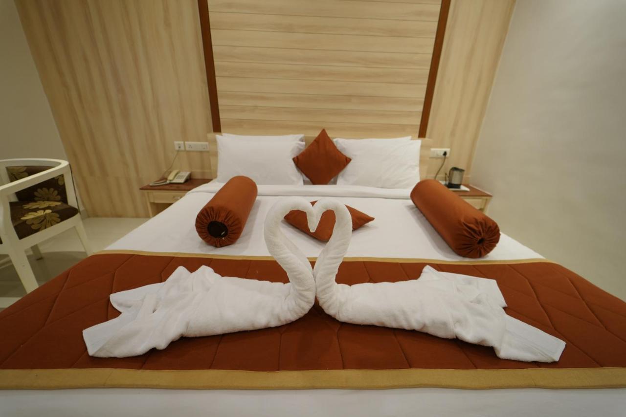 Hotel Palmyra Grand Inn Tirunelveli Exterior foto