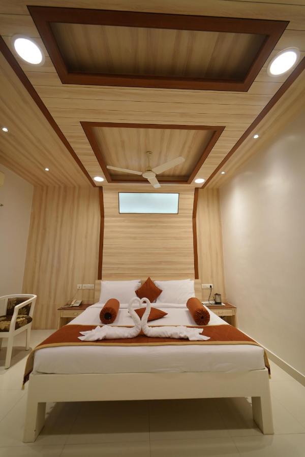 Hotel Palmyra Grand Inn Tirunelveli Exterior foto