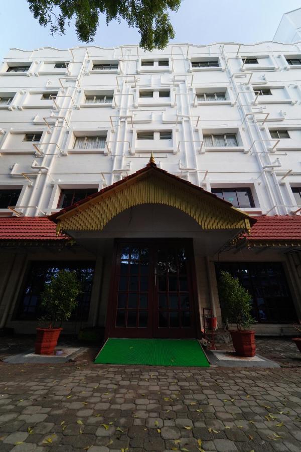 Hotel Palmyra Grand Inn Tirunelveli Exterior foto