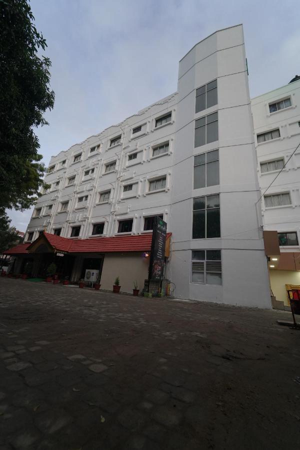 Hotel Palmyra Grand Inn Tirunelveli Exterior foto