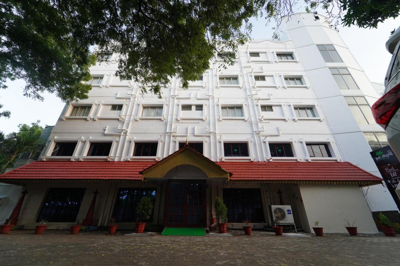 Hotel Palmyra Grand Inn Tirunelveli Exterior foto